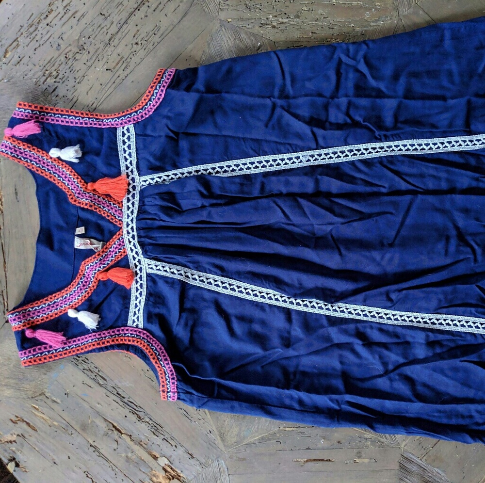 Red camel sleeveless tassel dress